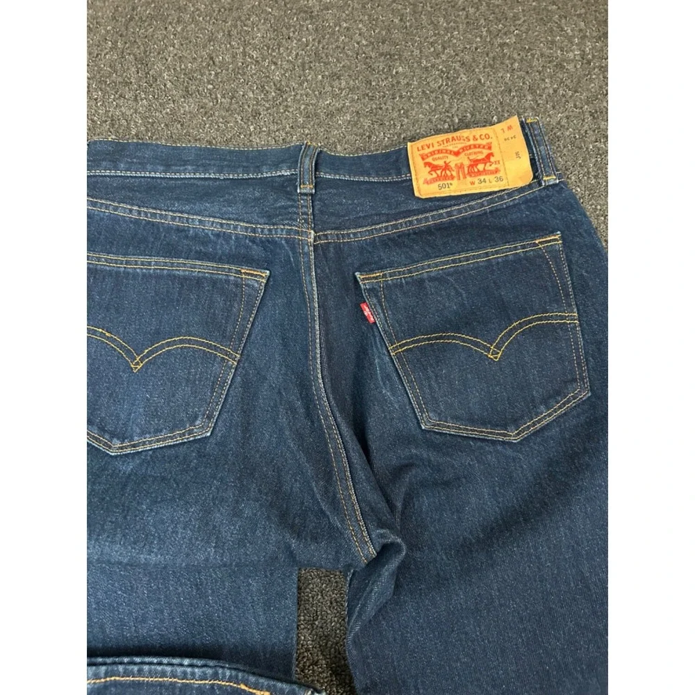 Levis 501 Denim Jeans 34x36‎ (32x32) Button Straight Dark Wash Blue Egypt Stiff